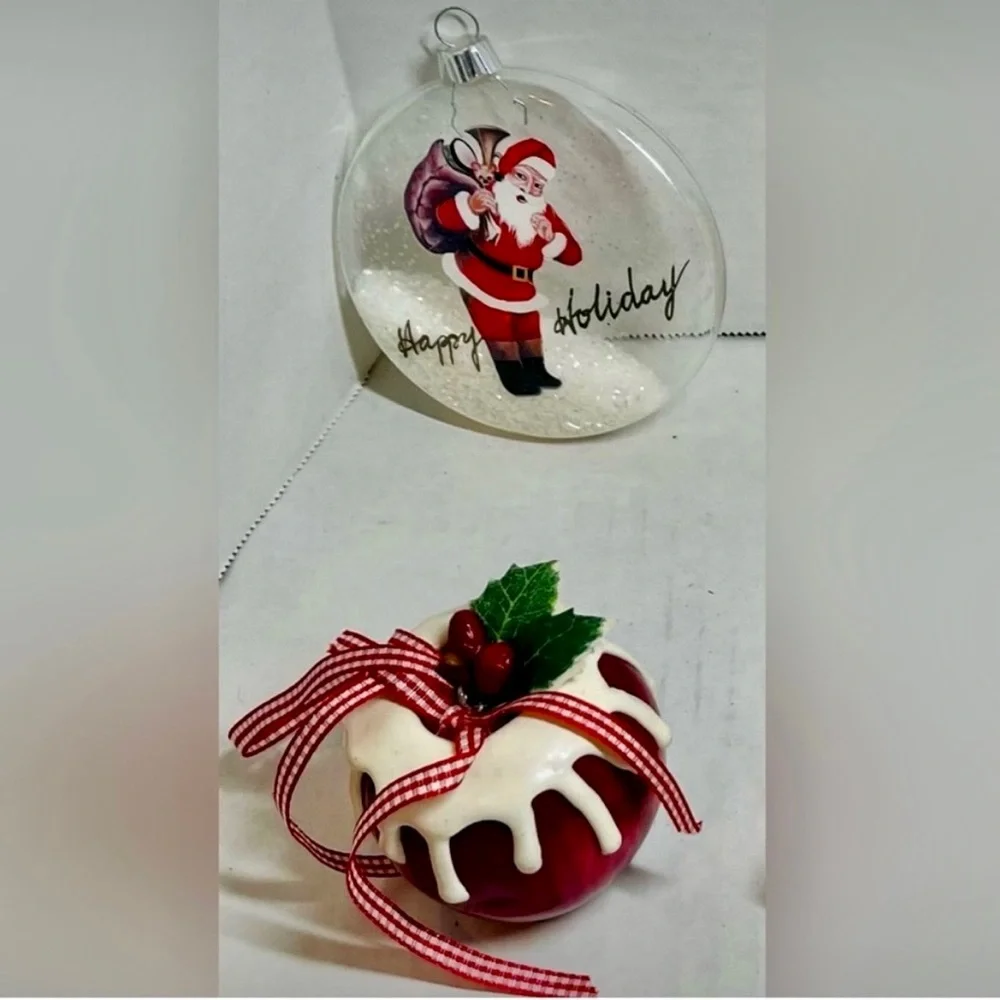 VINTAGE CHRISTMAS TREE ORNAMENTS - LOT OF 8 (MINT CONDITION)
